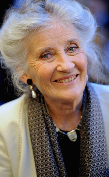 Phyllida Law